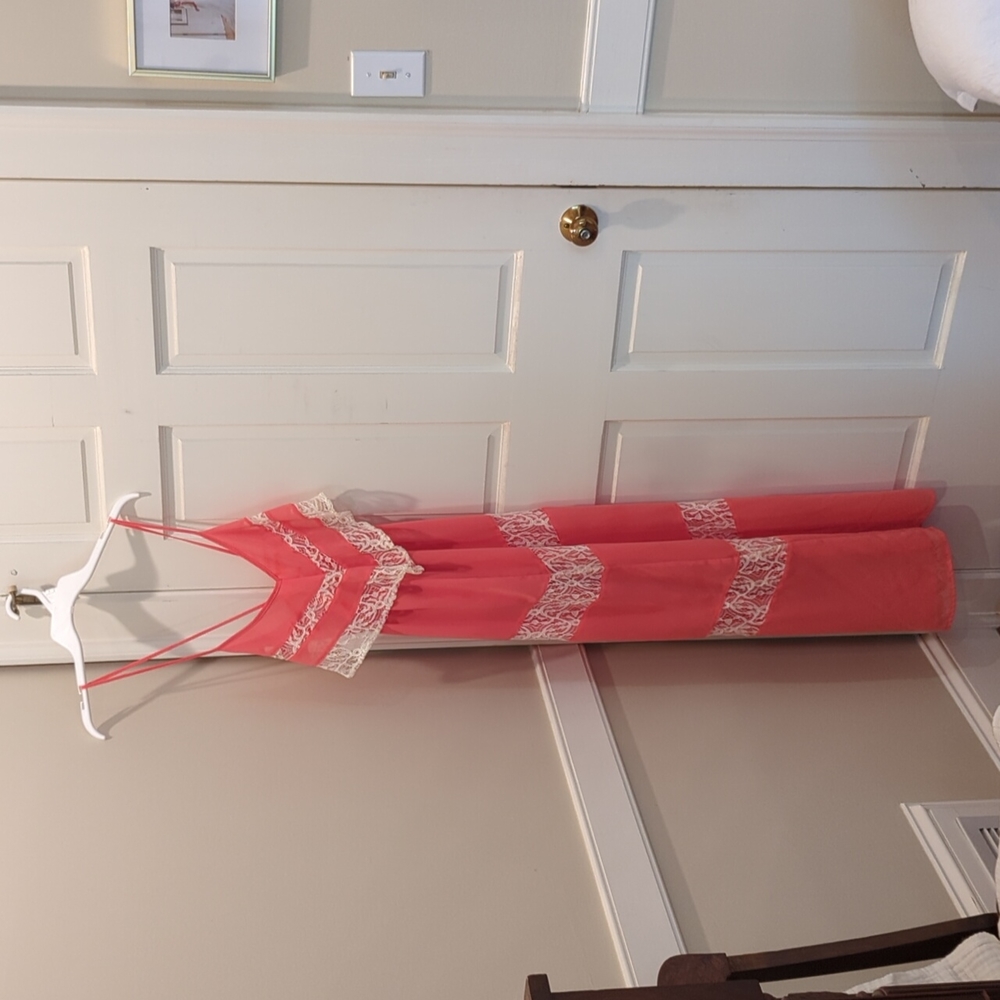 Light orange/pink maxi dress